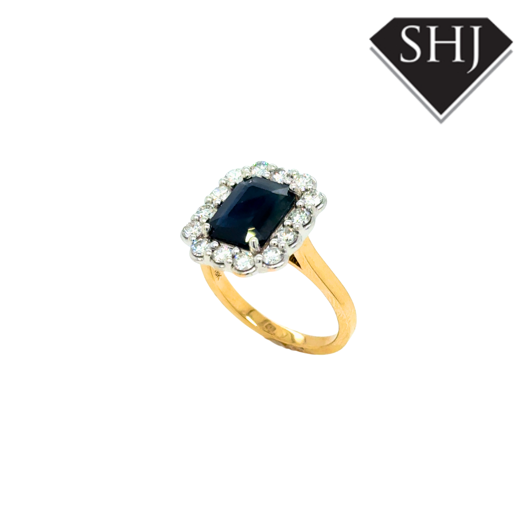 18ct Yellow Gold Sapphire & Diamond Cluster Ring