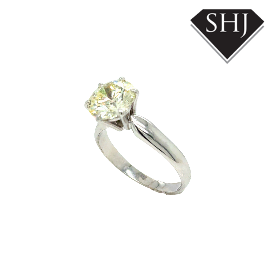18ct White Gold 2.70ct Diamond Single Stone Ring