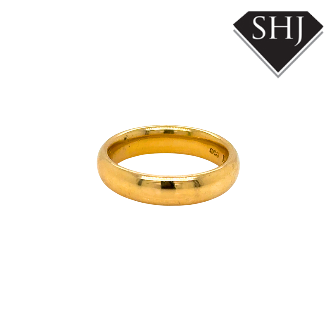 18CT Yellow Gold 8.6g 5mm Wedding Band