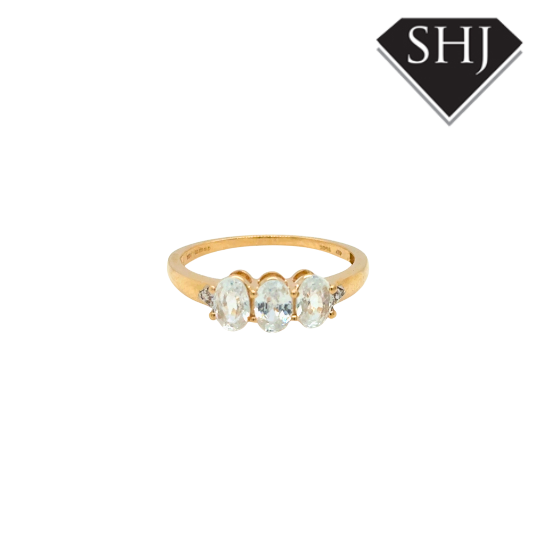 9ct Yellow Gold 3 Stone CZ Ring