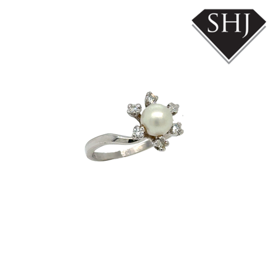14ct Yellow Gold Pearl & Diamond Cluster Ring