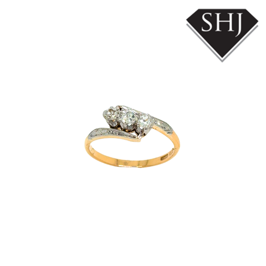18ct Yellow Gold 3 Stone Diamond Ring