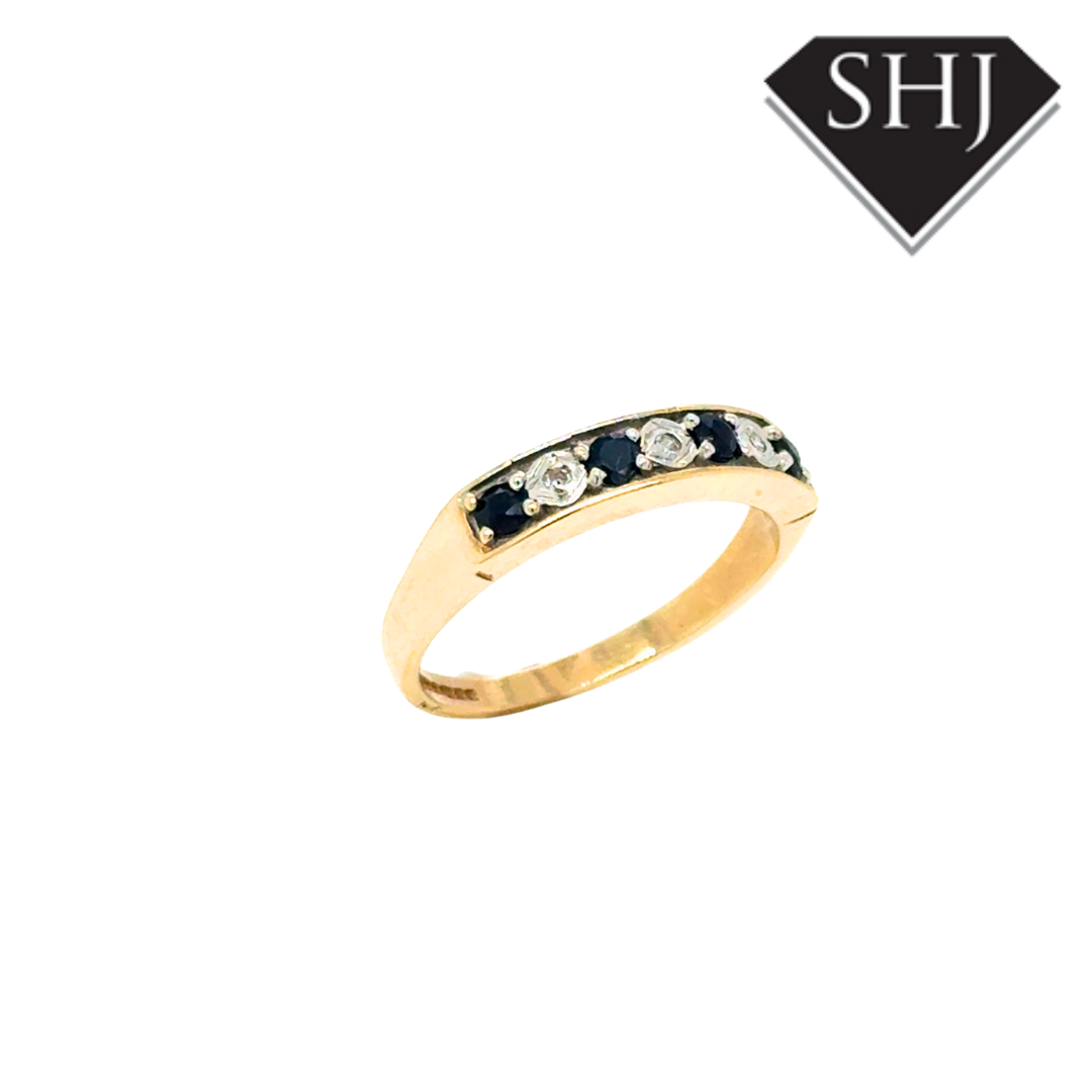 9ct Yellow Gold Sapphire & Diamond Ring