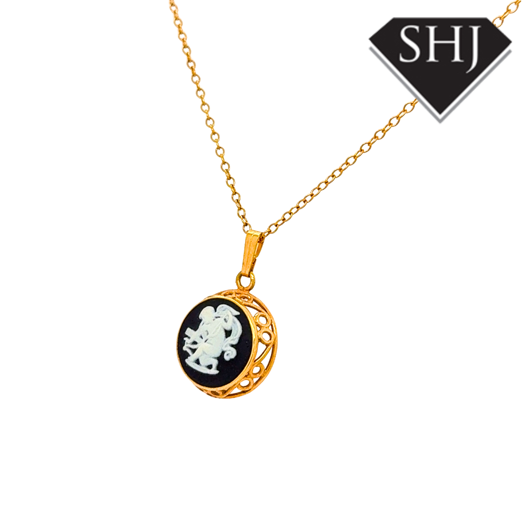 9ct Yellow Gold Wedgewood Pendant & Chain