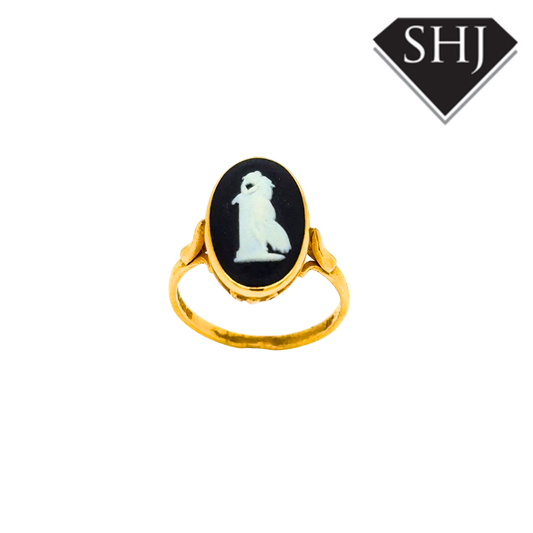 9ct Yellow Gold Wedgewood Ring