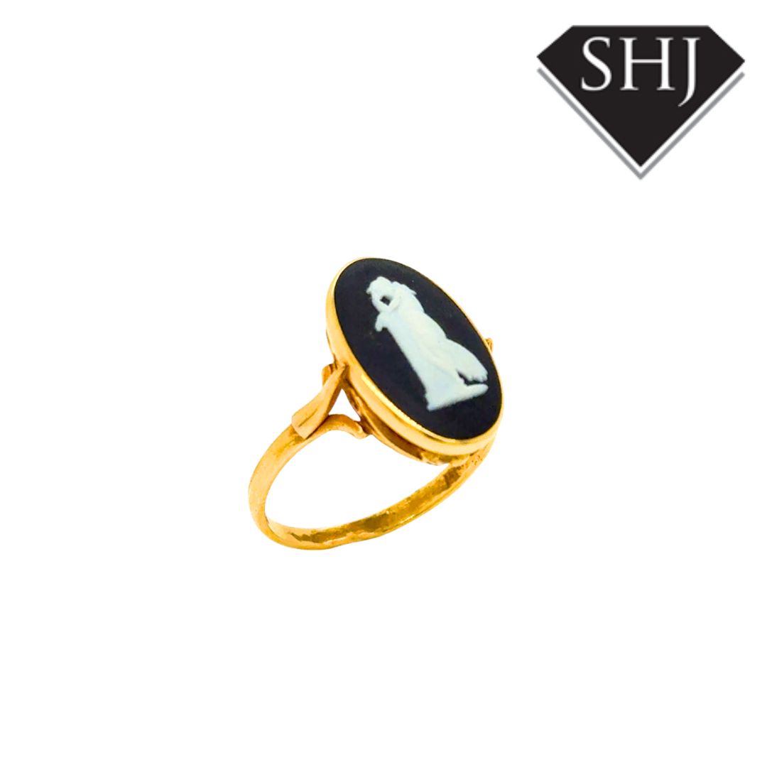 9ct Yellow Gold Wedgewood Ring