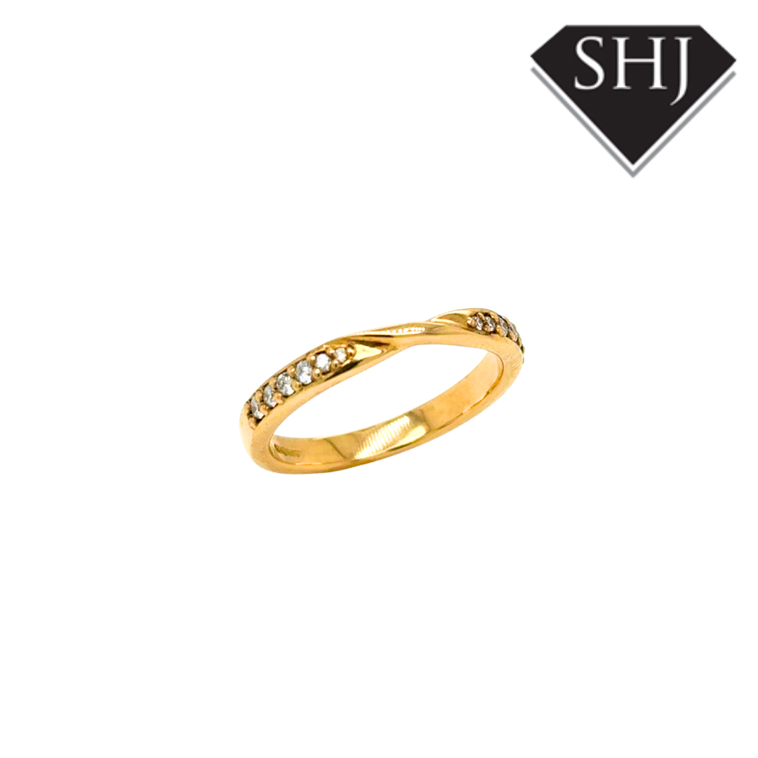 9ct Yellow Gold Ribon & Twist 0.10ct Diamond Eternity Ring
