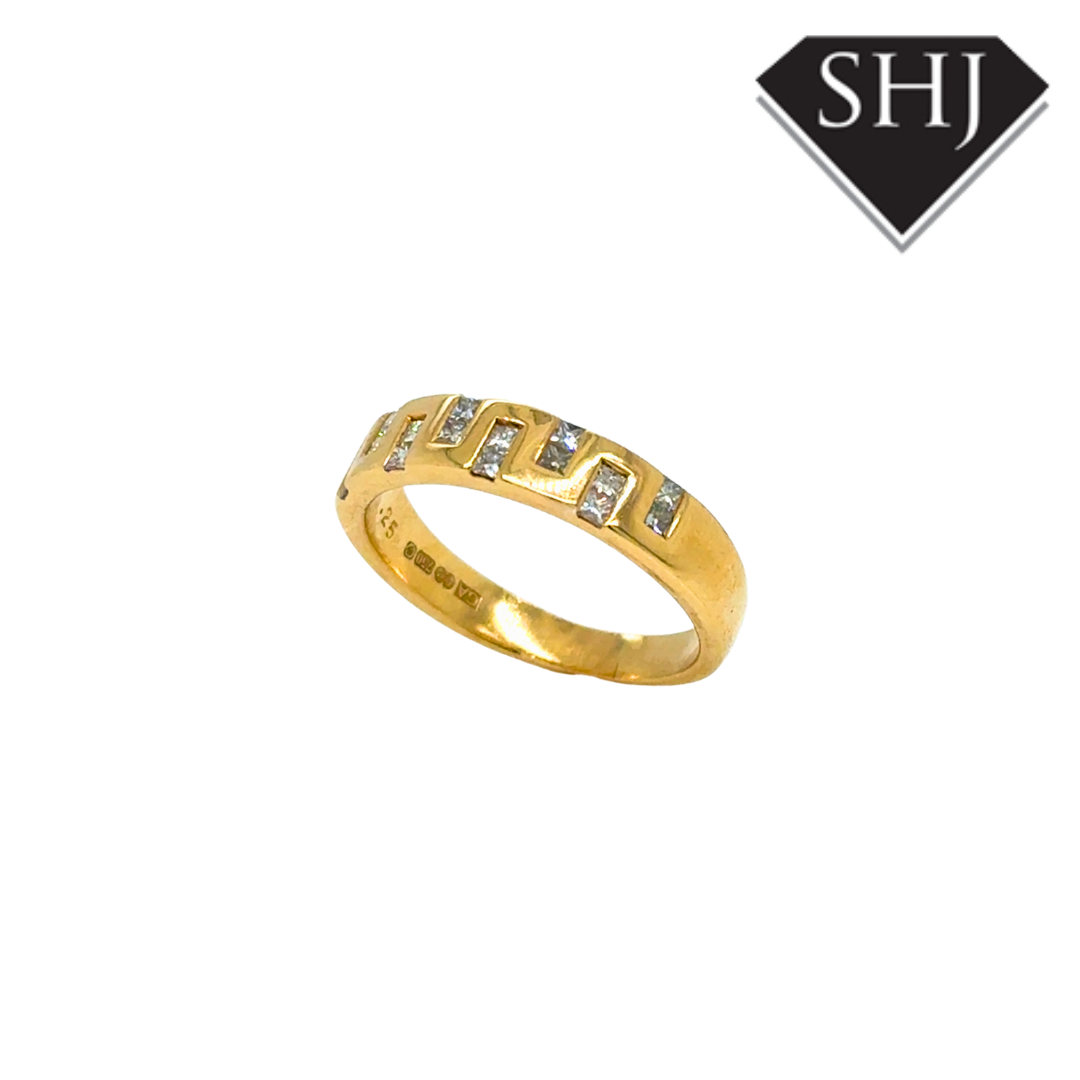 18ct Yellow Gold Diamond Band