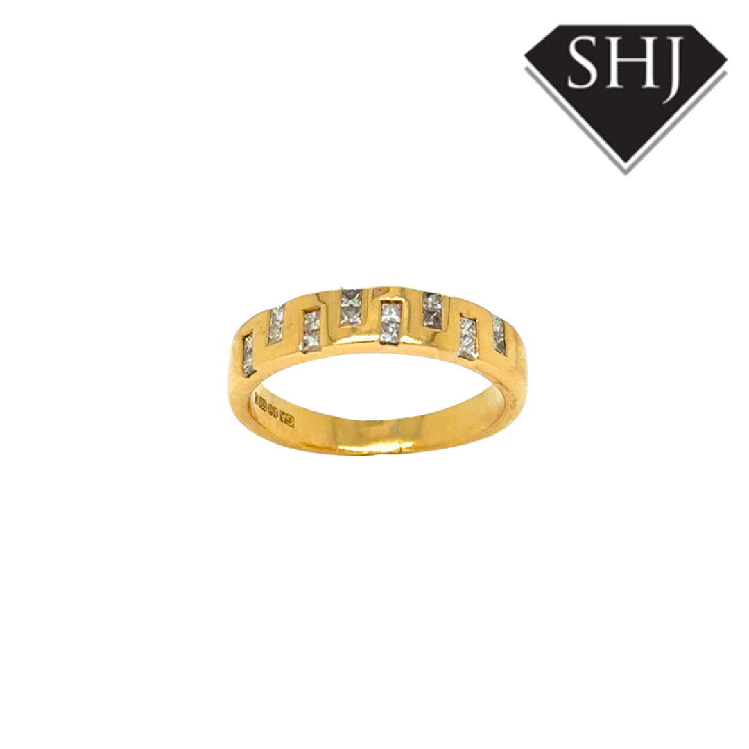 18ct Yellow Gold Diamond Band