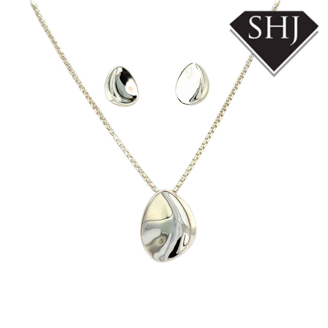 Silver Pebble Earrings