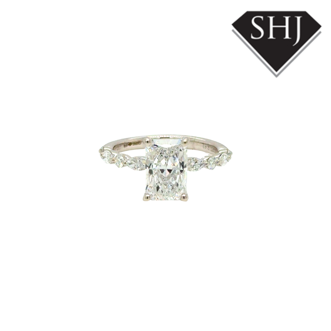 Platinum Lab Grown 2.03ct Radiant Diamond  0.40ct Diamond Shoulders Ring