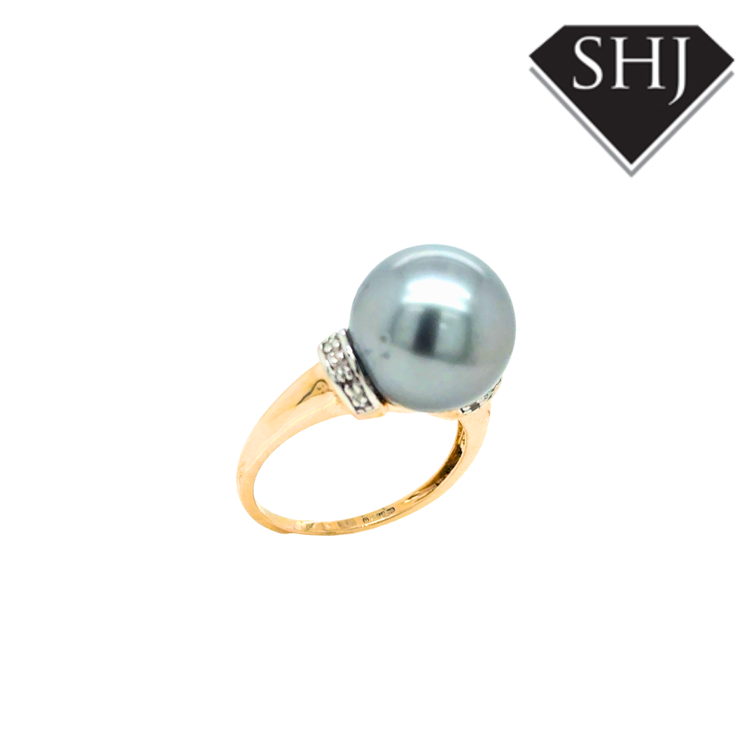9ct Yellow Gold Tahitian Pearl Diamond Set Ring