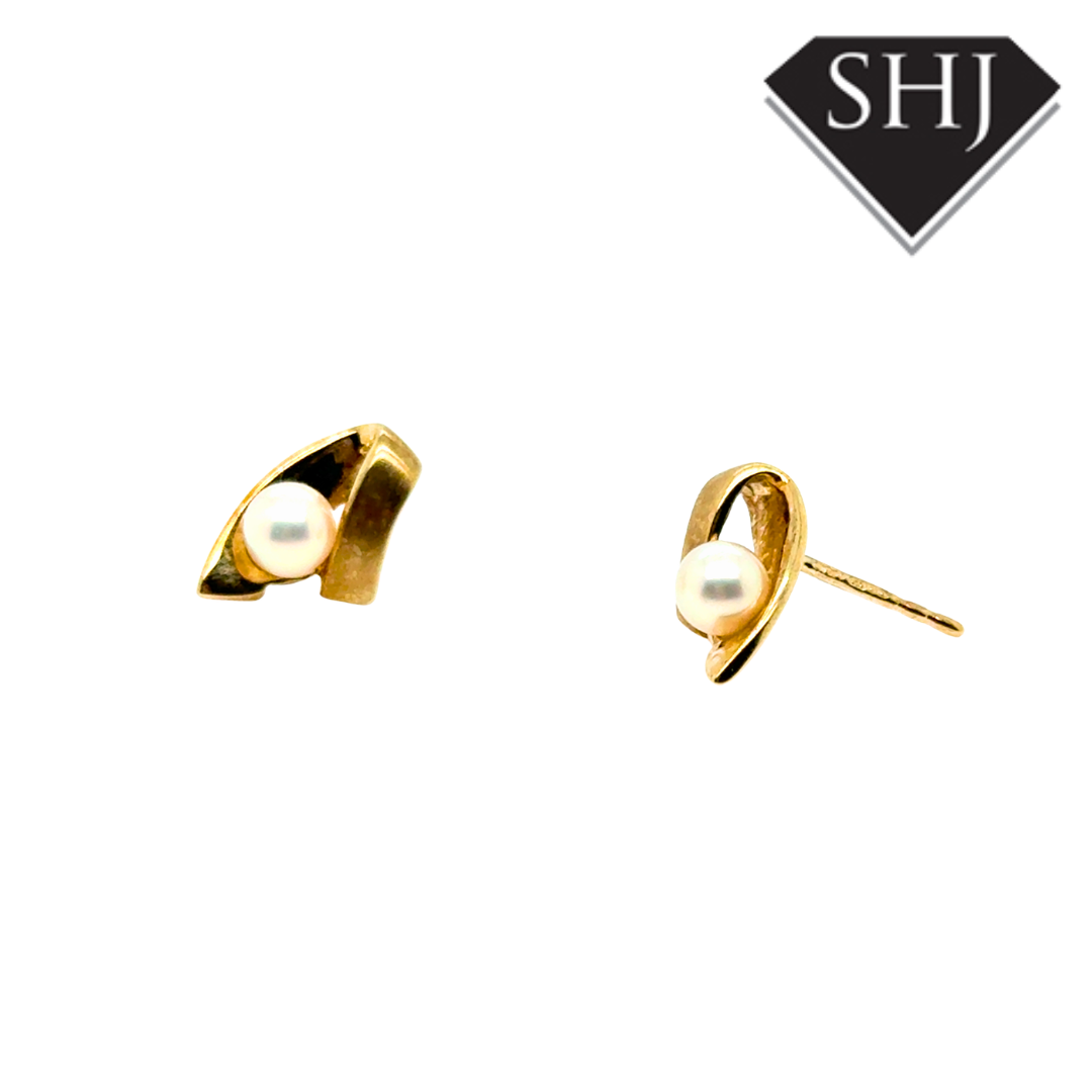 9ct Yellow Gold Pearl Stud Earrings