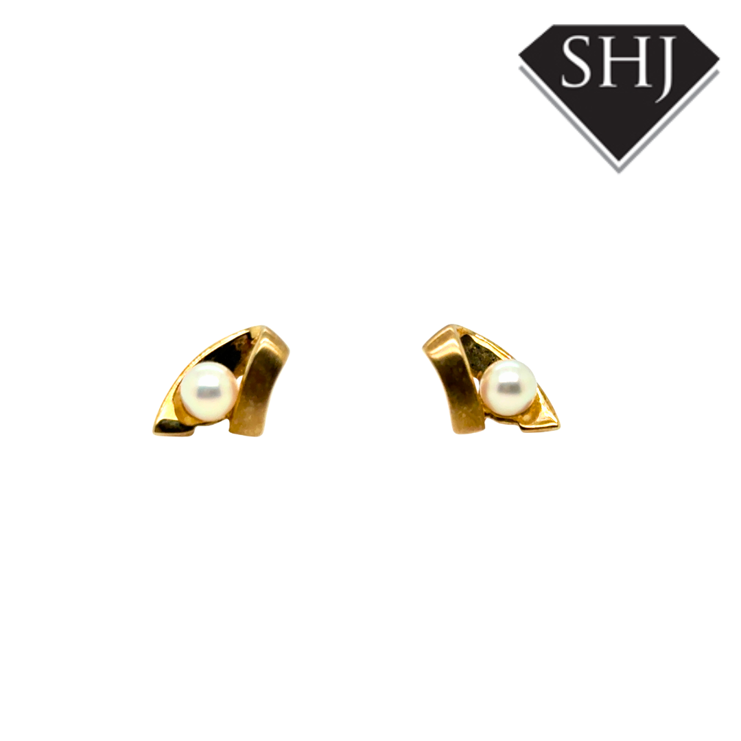 9ct Yellow Gold Pearl Stud Earrings