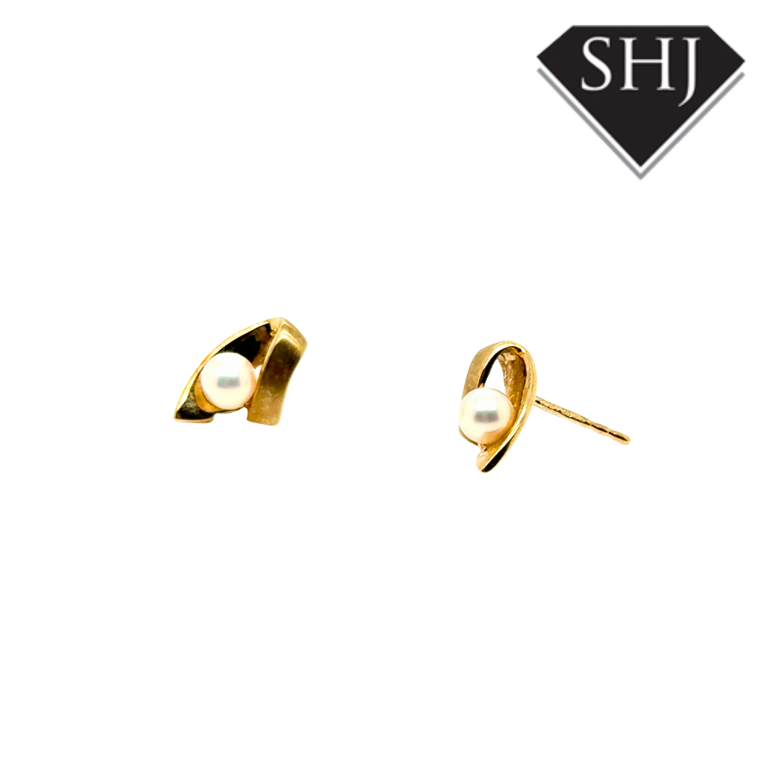 9ct Yellow Gold Pearl Stud Earrings