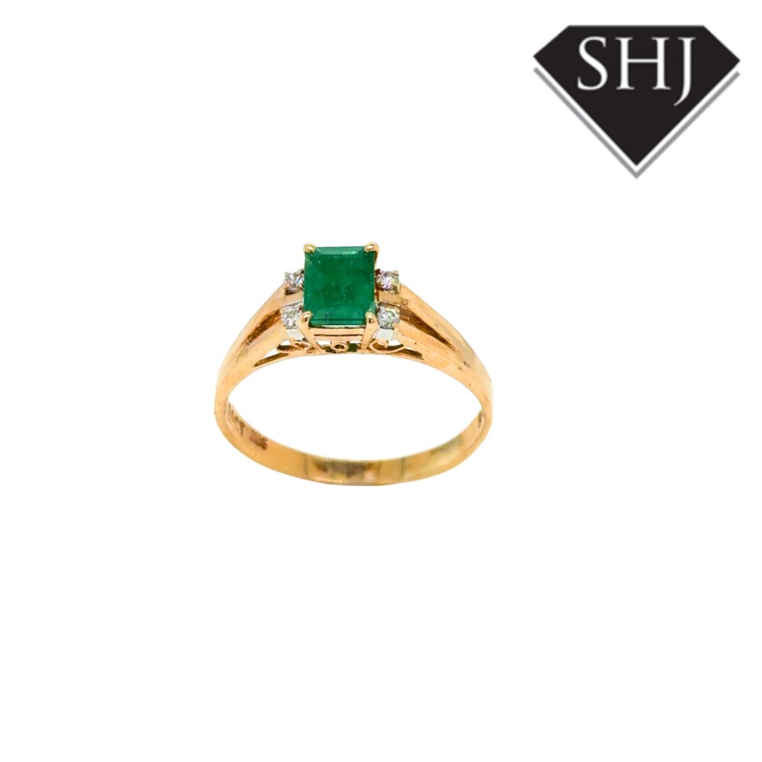 14ct Yellow Gold Emerald and Diamond Cluster Ring