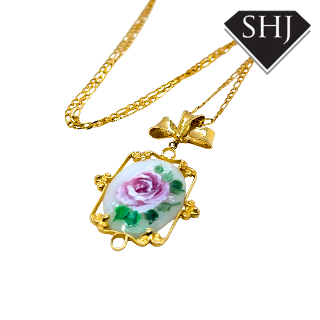 14ct Yellow Gold Quartz Enamalled Pendant & Chain