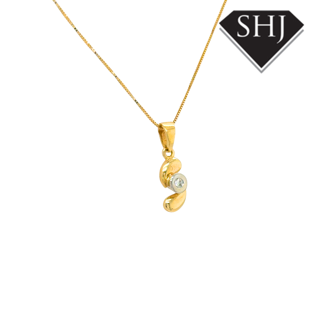 18ct Yellow Gold Diamond Pendant & Chain