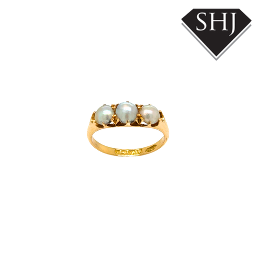 18ct Yellow Gold Pearl Ring