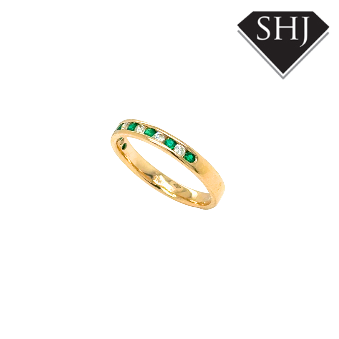 9ct Yellow Gold 0.15ct Emerald & 0.15ct Diamond Eternity Ring