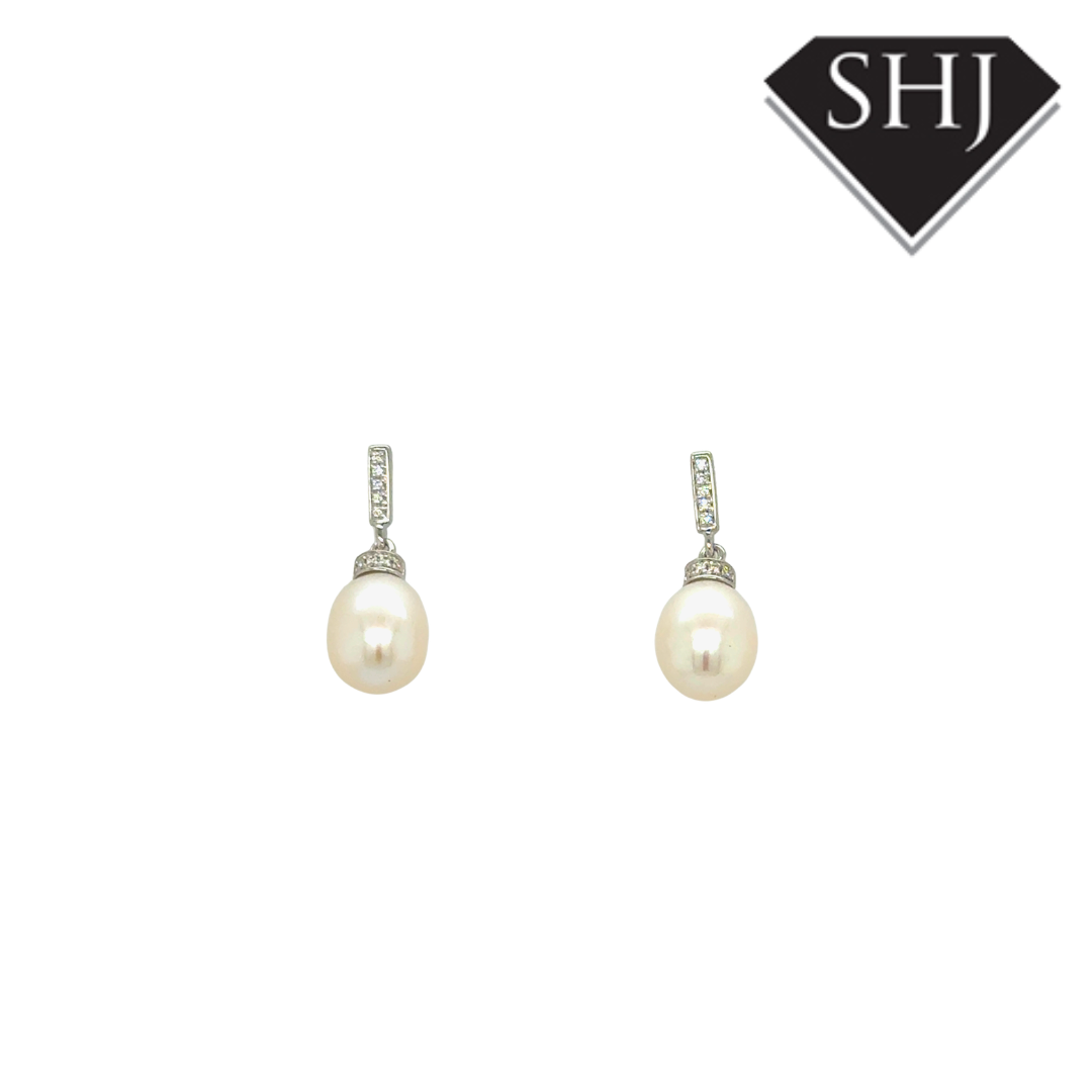 9ct White Gold Pearl & 0.06ct Diamond Drop Earrings