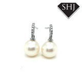 18ct White Gold Diamond Cultured Fresh Water Pearl Earring