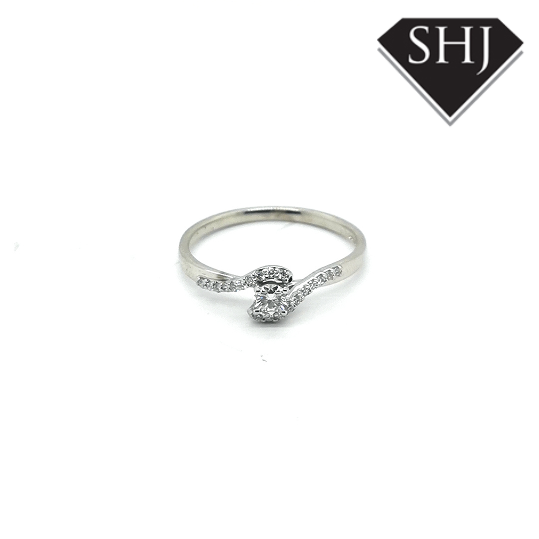 9ct White Gold Single Stone with Diamond Shoulder Ring