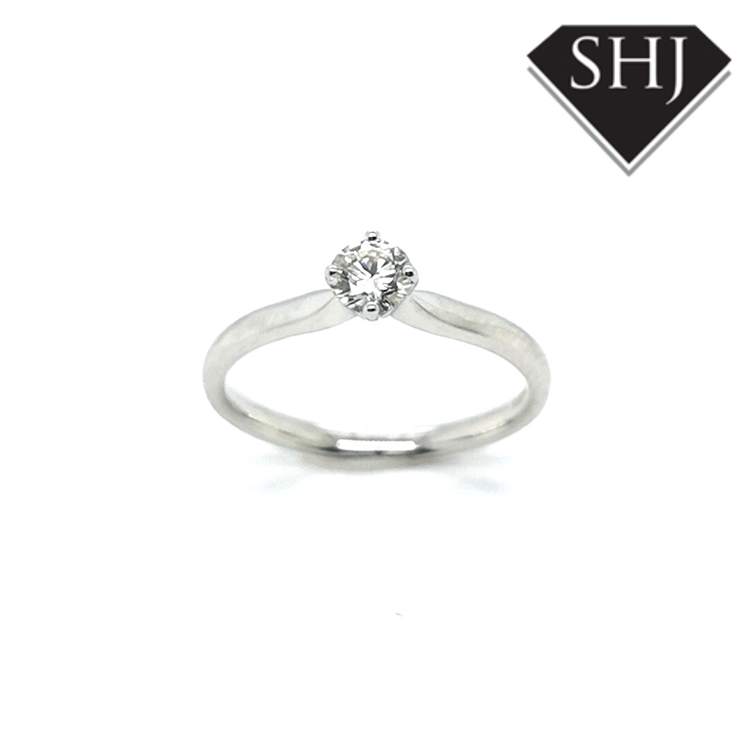 9ct White Gold Diamond Single Stone Ring