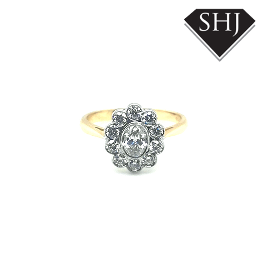18ct Yellow Gold Diamond Cluster 0.89 F