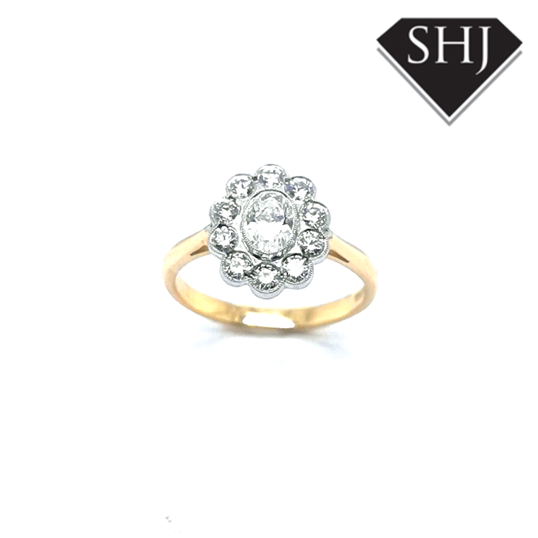 18ct Yellow Gold Diamond Cluster 0.89 F