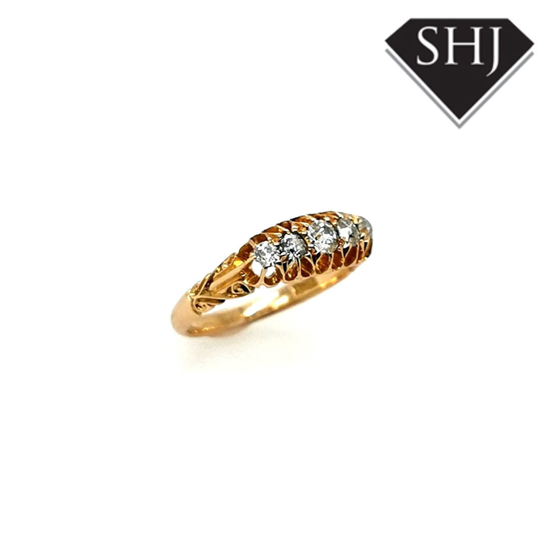 18ct Yellow Gold Diamond 5 Stone Ring