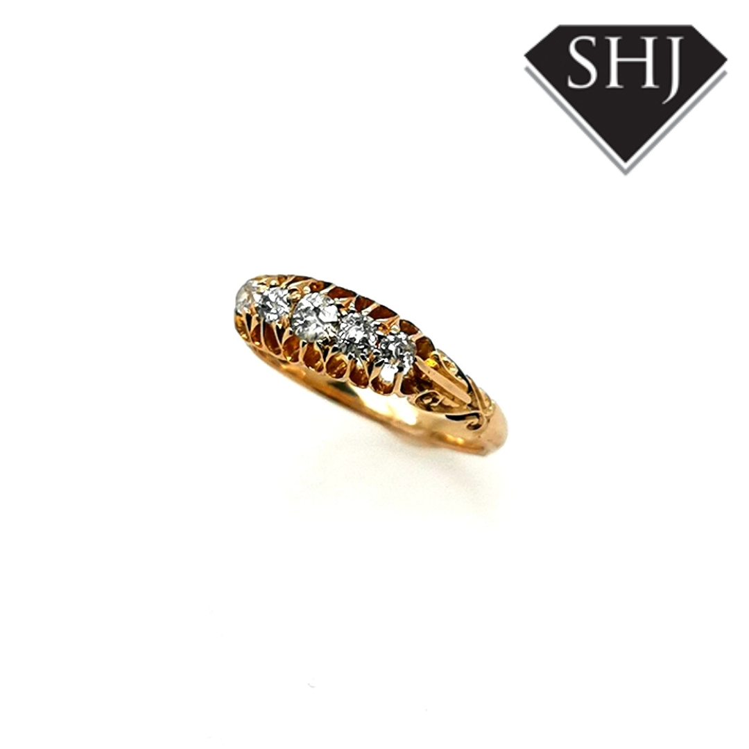 18ct Yellow Gold Diamond 5 Stone Ring