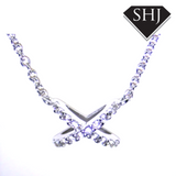 9ct White Gold Kiss Necklace