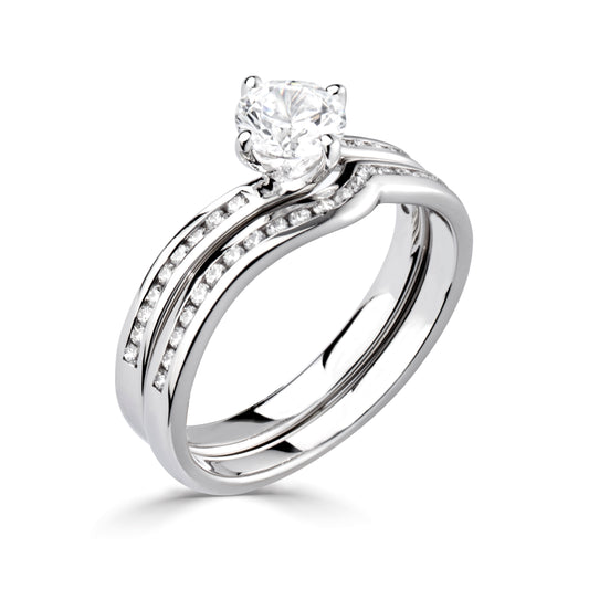 Solitaires - Diamond Shoulders
