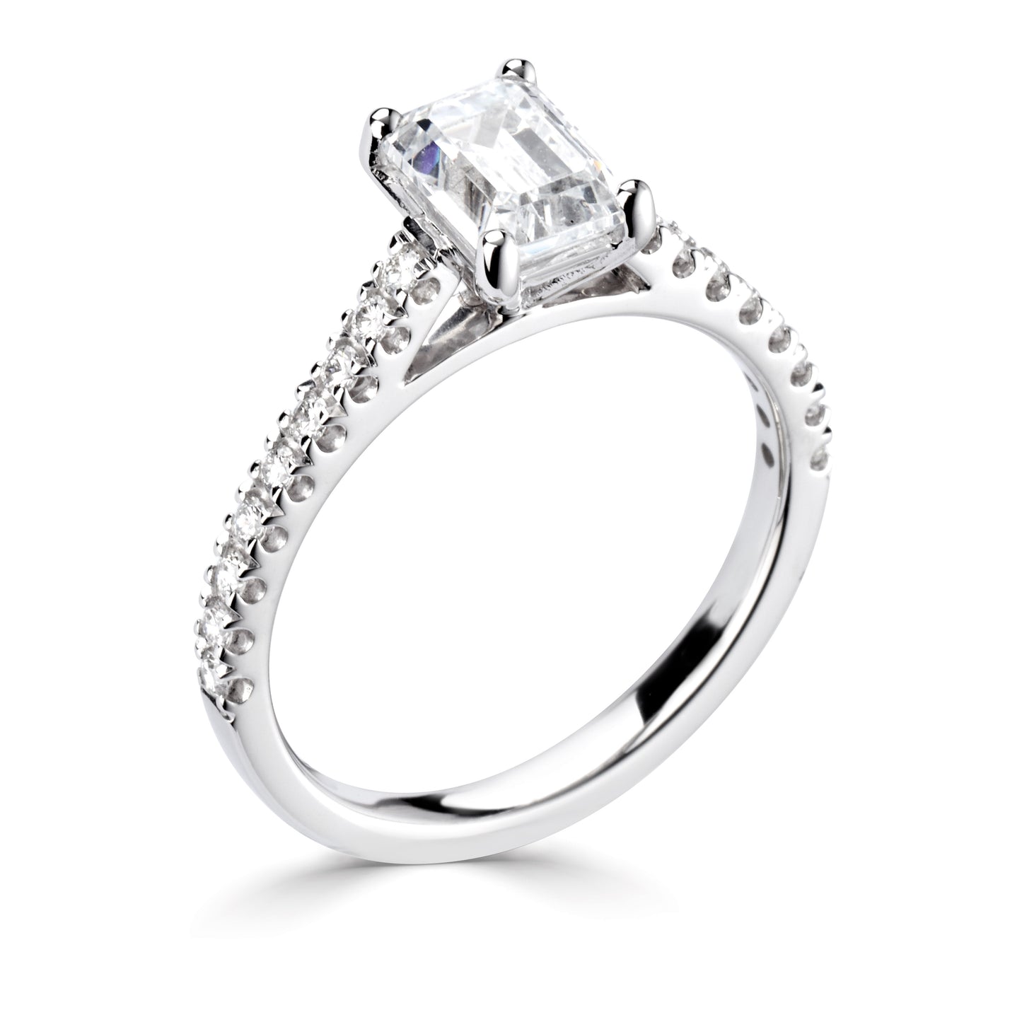 Solitaires - Diamond Shoulders