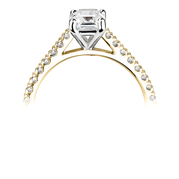 Solitaires - Diamond Shoulders